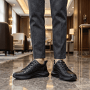Tênis Masculino Estilo Couro De Crocodilo + Relogio de Brinde